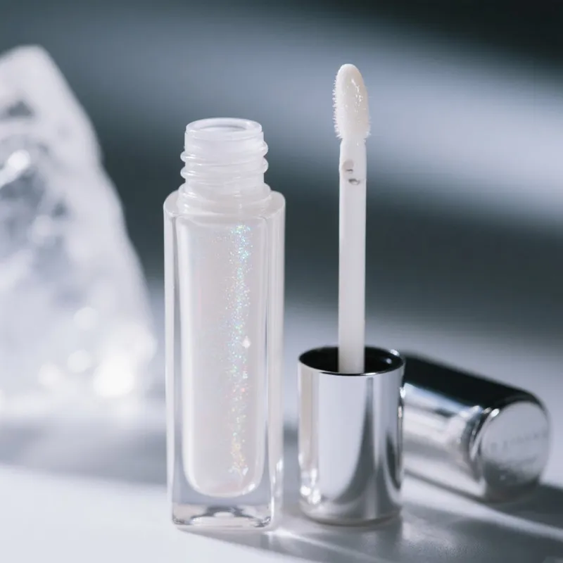 בסיס גלוס בשפתיים בכמויות גדולות